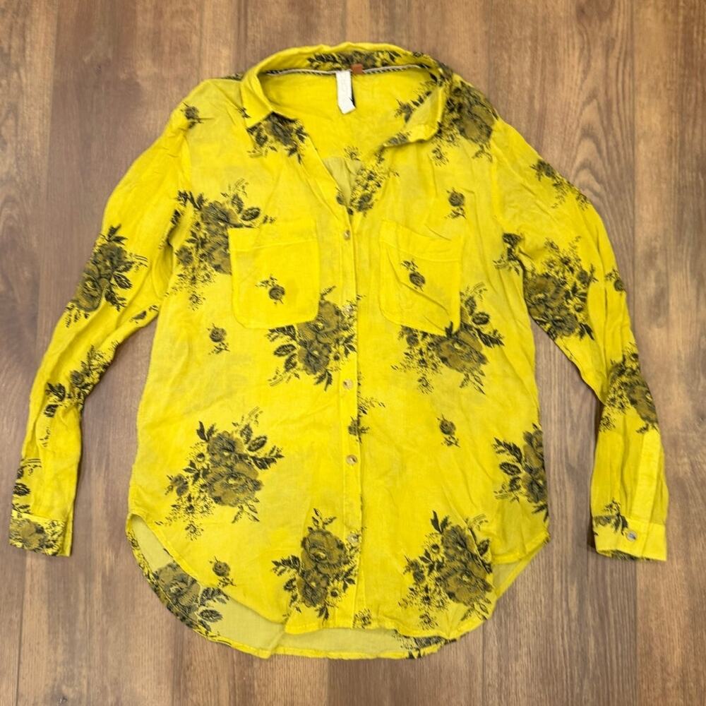 Anthropologie Pilcro The Romy Relaxed Button down in Chartreuse Floral Size XS - Picture 2 of 8